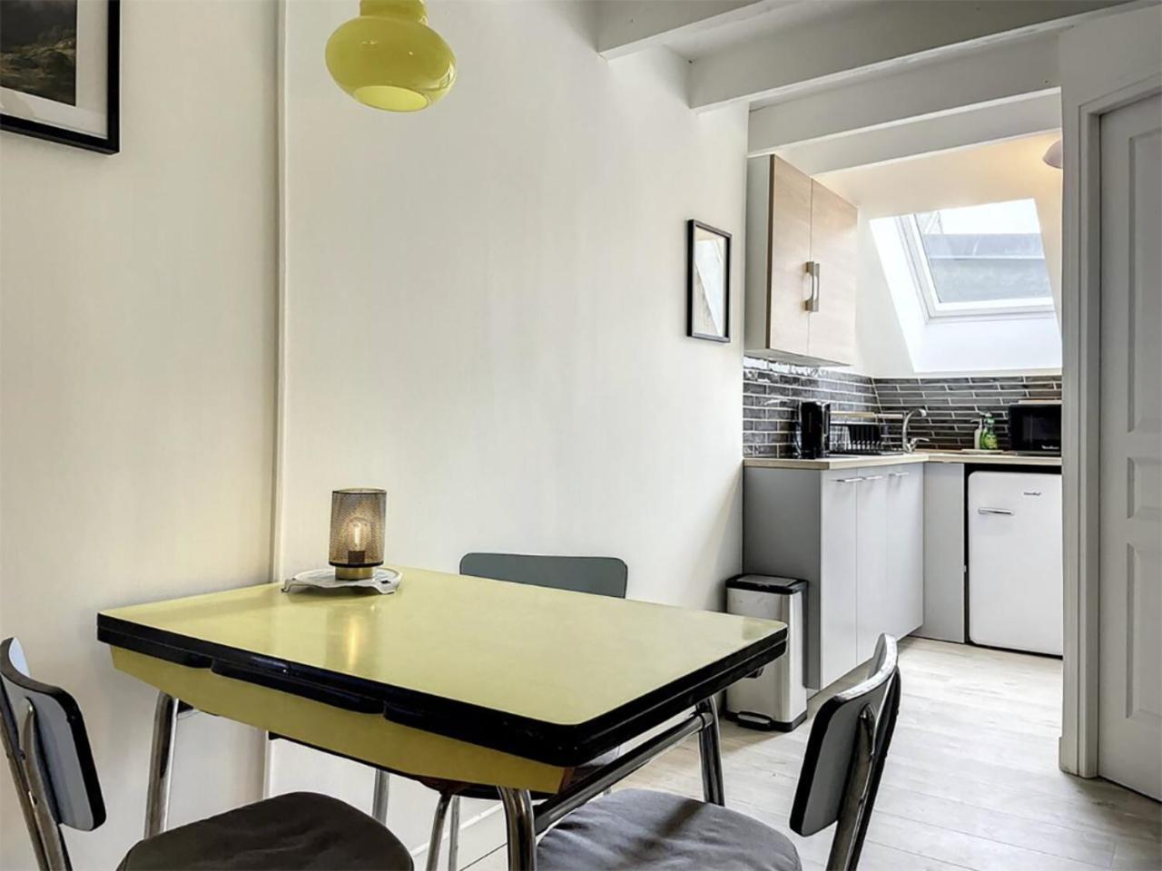 Chez Mily Joli Petit Duplex Plein Centre Villers Cotteret Draps Et Serviettes Fournis ヴィレ・コトレ エクステリア 写真